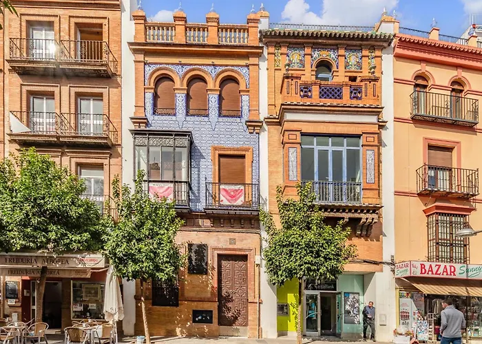 Amazing Apartment In Sevilla With Kitchen